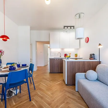 Stylowy Dla 4 Osob W Centrum Gdyni, 2 Oddzielne Sypialnie, Blisko Skm, 20minut Spacerem Do Morza Apartment